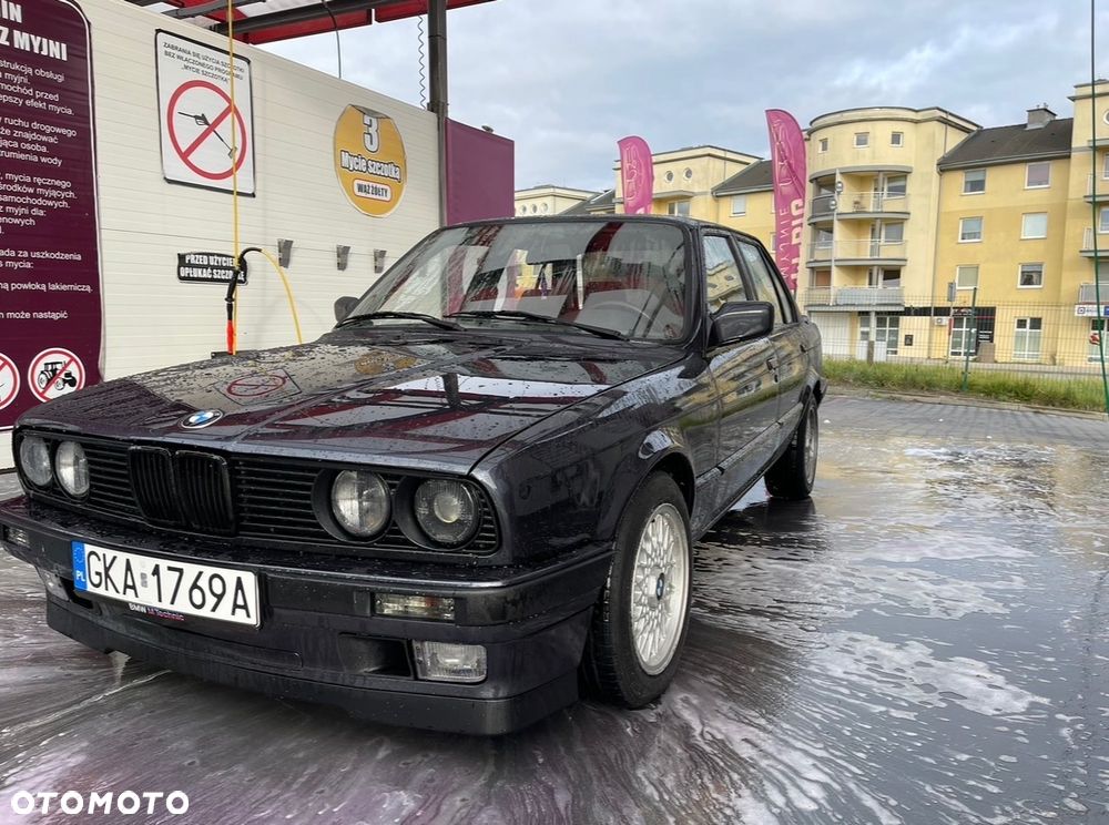 BMW Seria 3 - 1