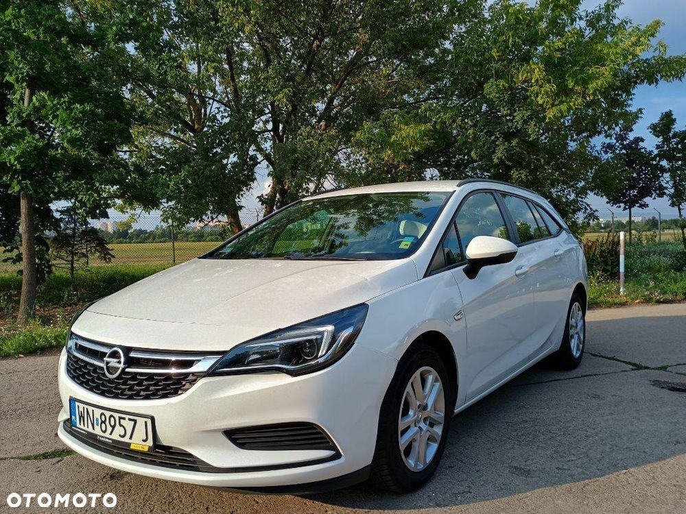 Opel Astra 1.4 T Enjoy - 2