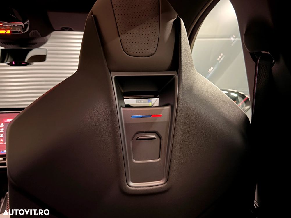 BMW iX3 50 xDrive - 28