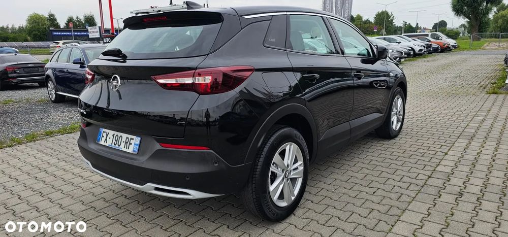 Opel Grandland X - 9