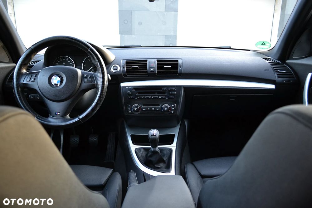 BMW Seria 1 120d DPF - 12