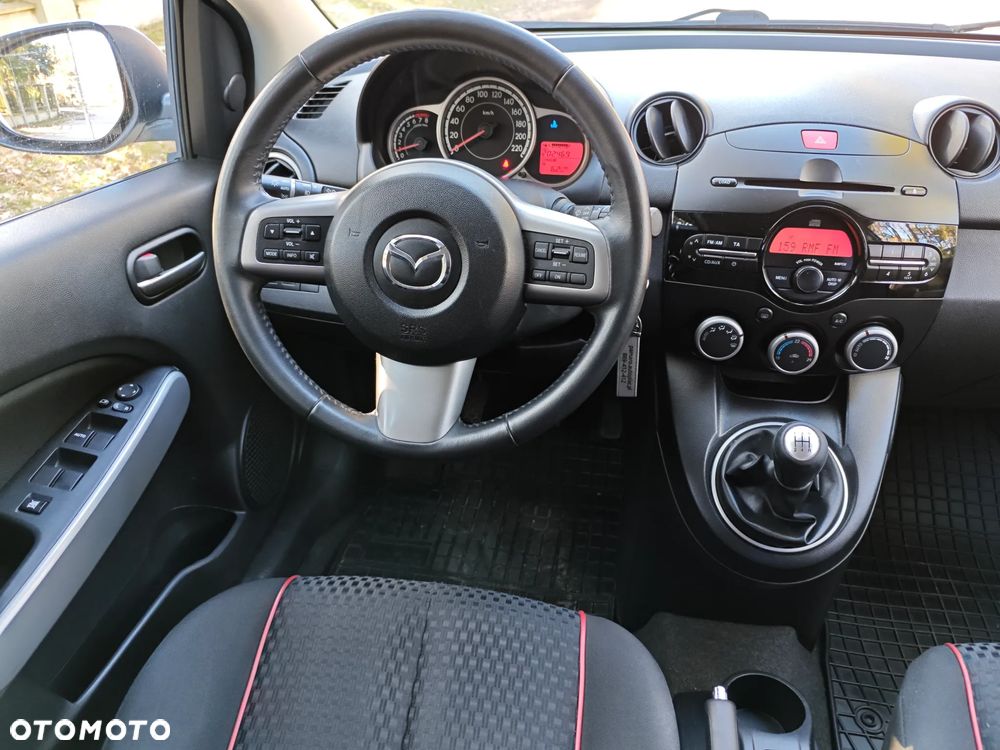 Mazda 2 - 3