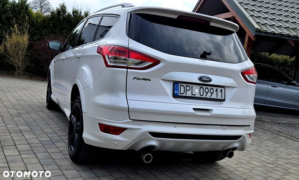 Ford Kuga 2.0 TDCi 4x4 Titanium - 17