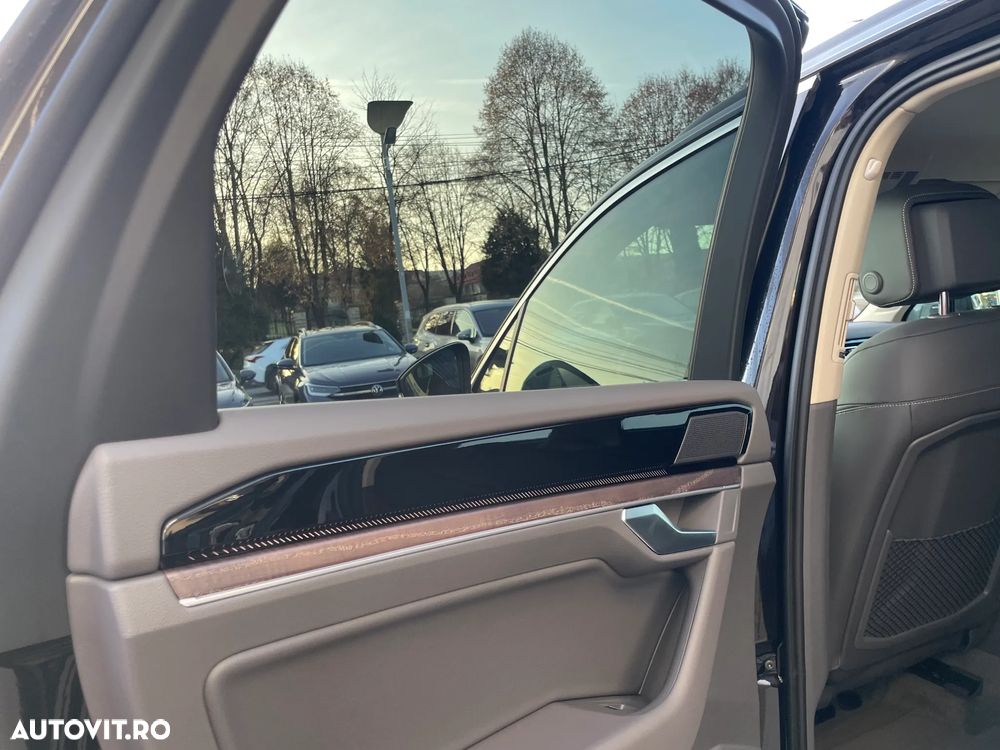 Volkswagen Touareg V6 TDI Elegance - 21