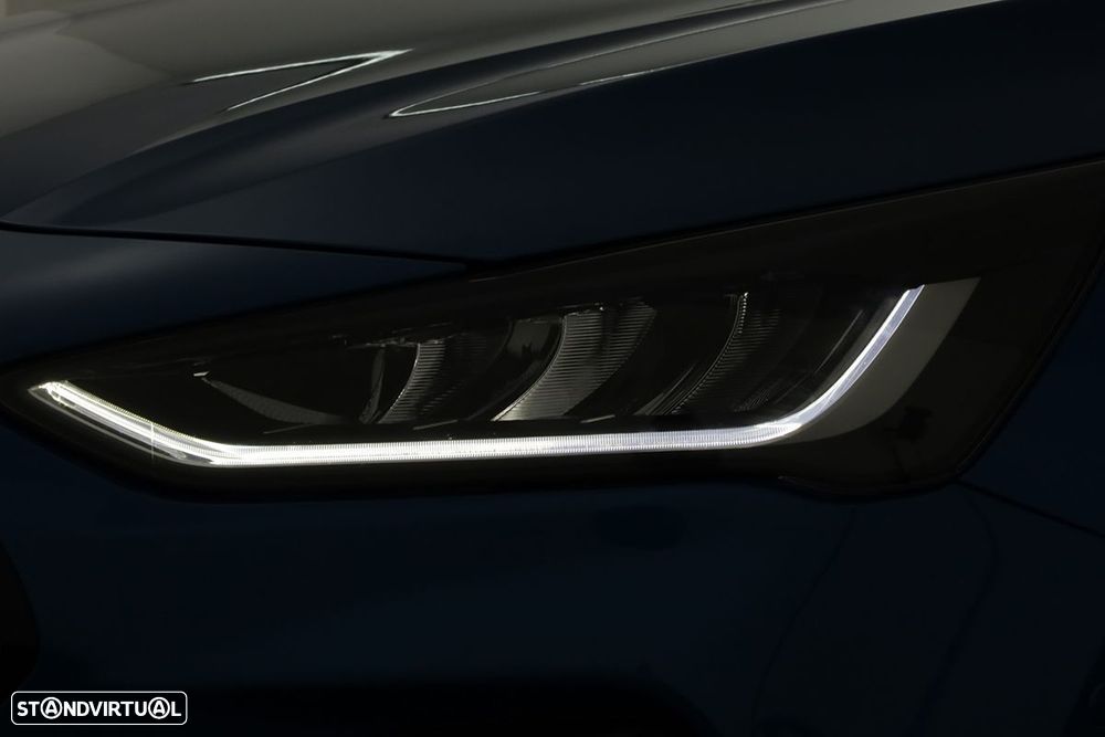 Ford Focus 1.0 EcoBoost MHEV ST-Line X - 6