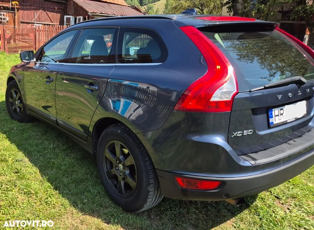 Volvo XC 60 D5 AWD Summum - 2