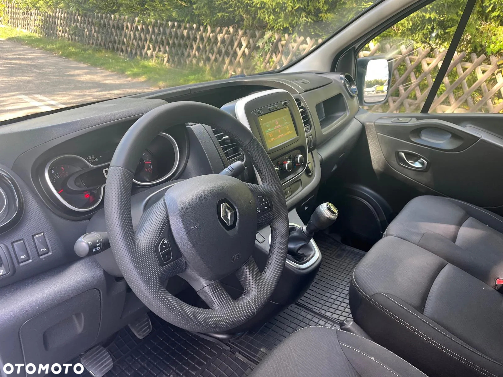Renault Trafic - 15