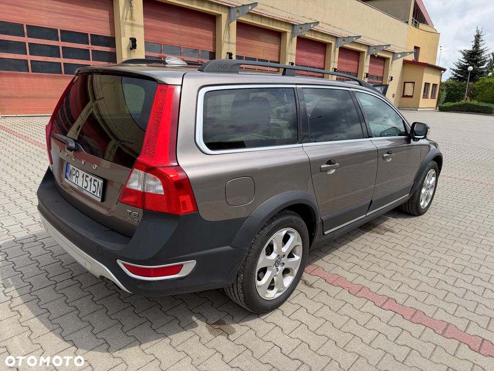 Volvo XC 70 T6 AWD Kinetic - 4