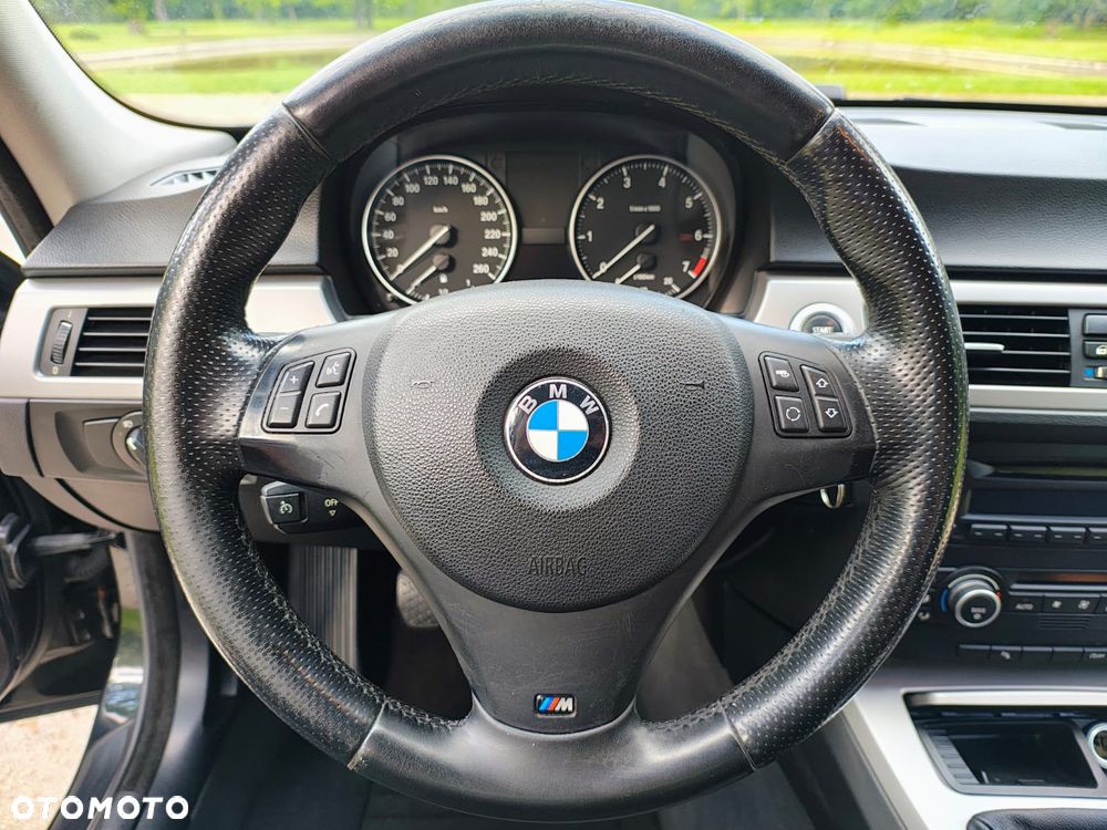 BMW Seria 3 318i - 19