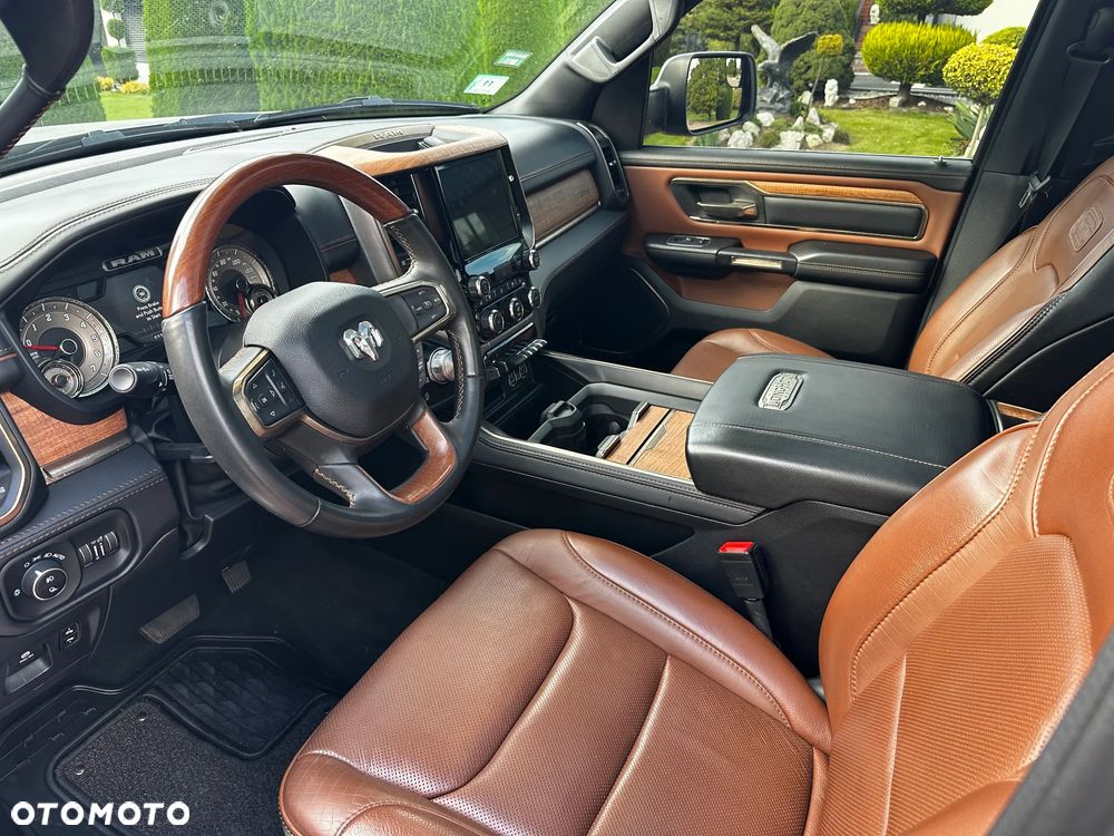 RAM 1500 Crew Cab Longhorn - 8