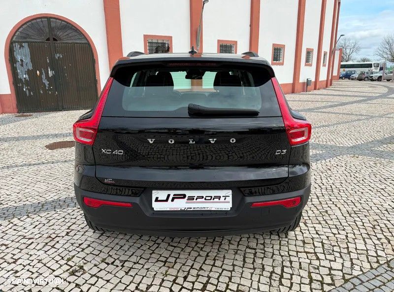 Volvo XC 40 2.0 D3 Momentum Core - 5