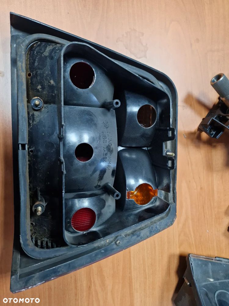 lampa tylna lewa / Polonez Caro - 2