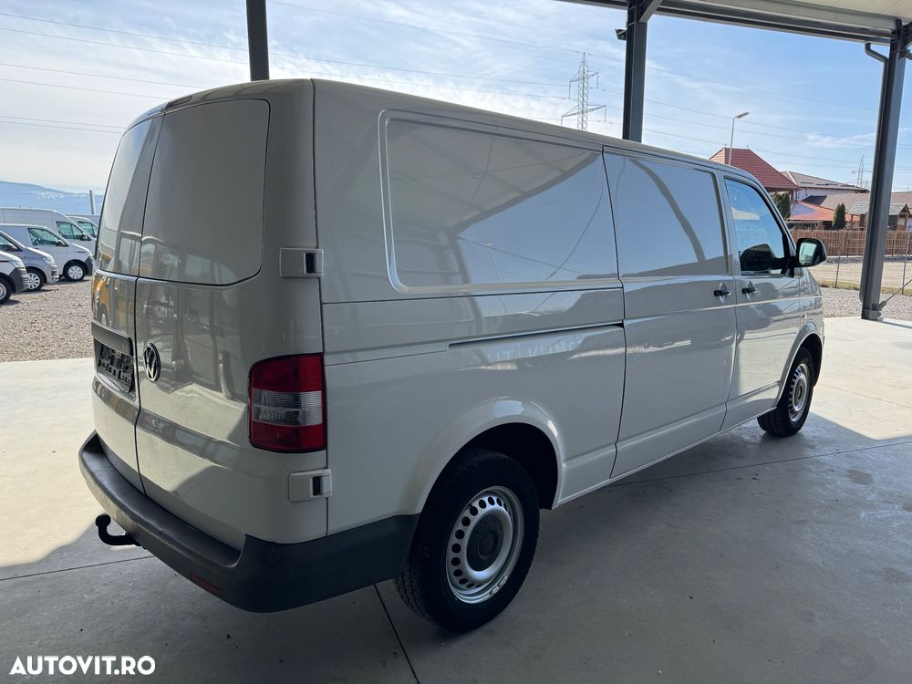 Volkswagen Transporter T5 - 3