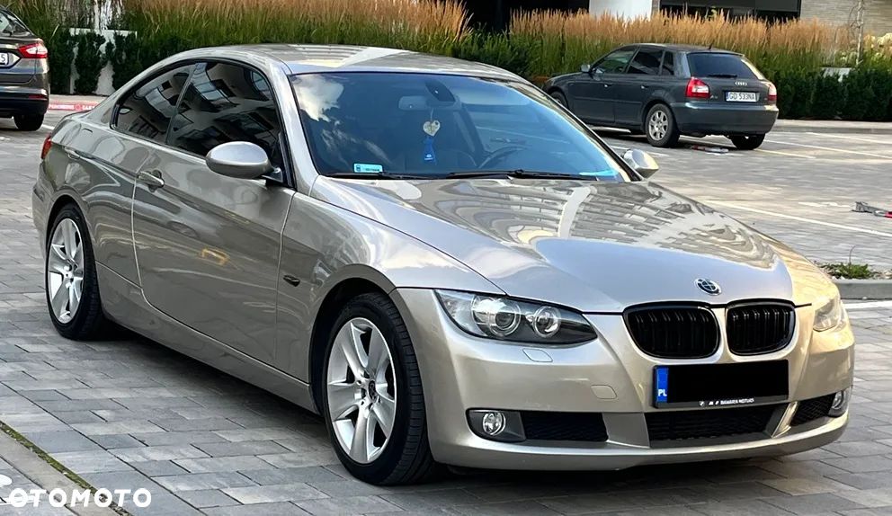 BMW Seria 3 320d Coupe - 9