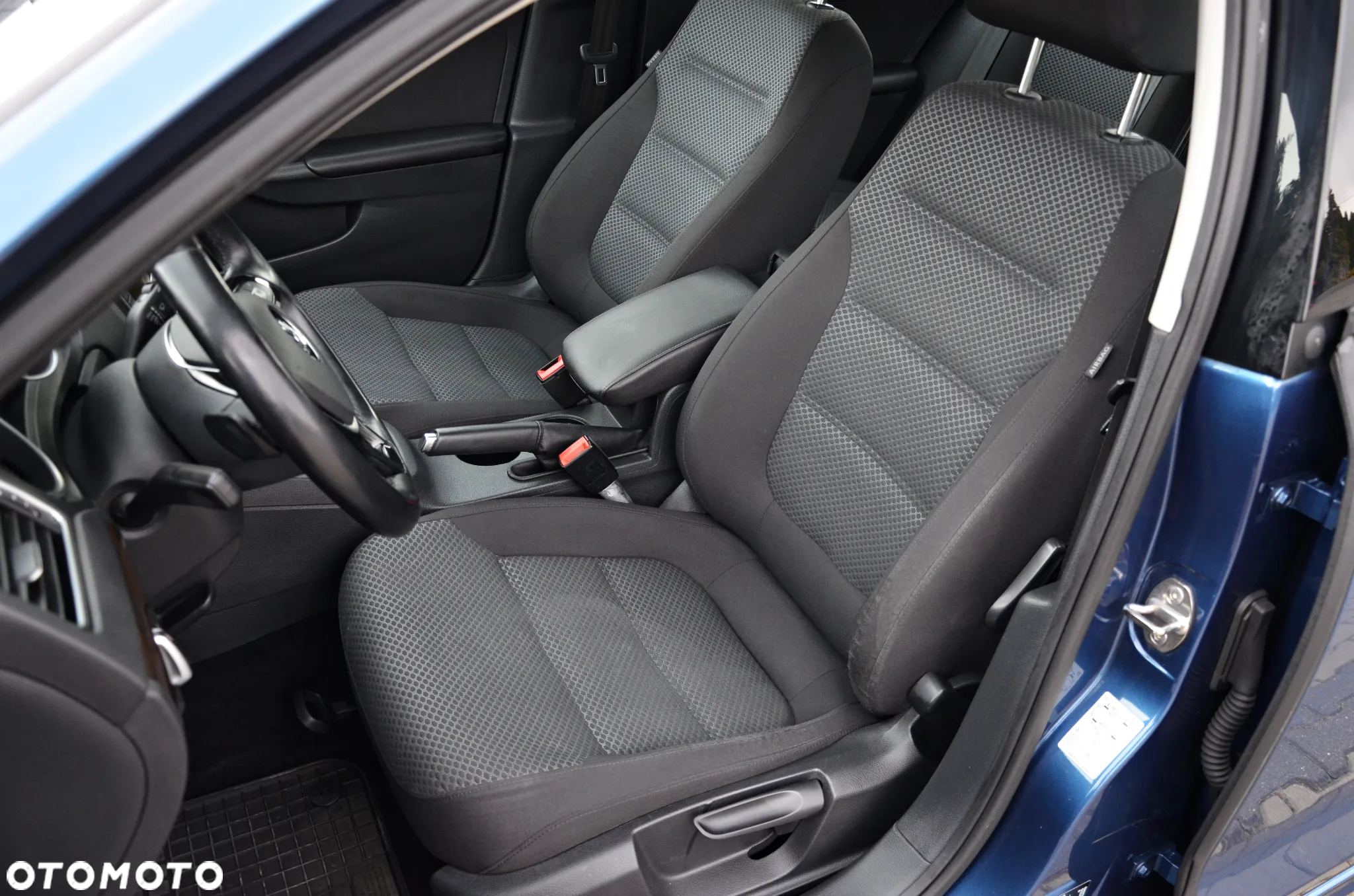 Volkswagen Jetta 1.4 TSI DSG BlueMotion Technology - 29
