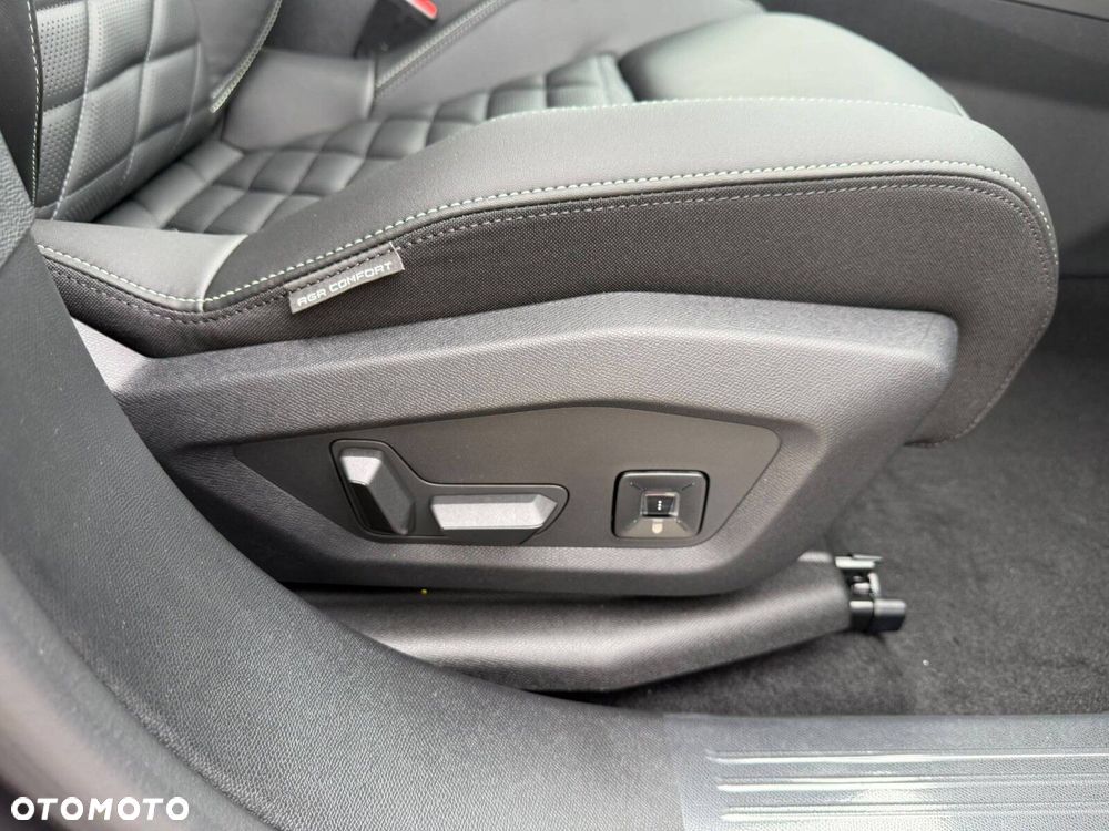 Peugeot 5008 1.2 PureTech mHEV GT Exclusive S&S e-DCS6 - 24
