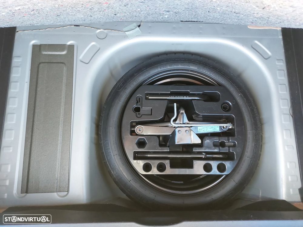 Renault Captur 1.5 dCi EDC - 31