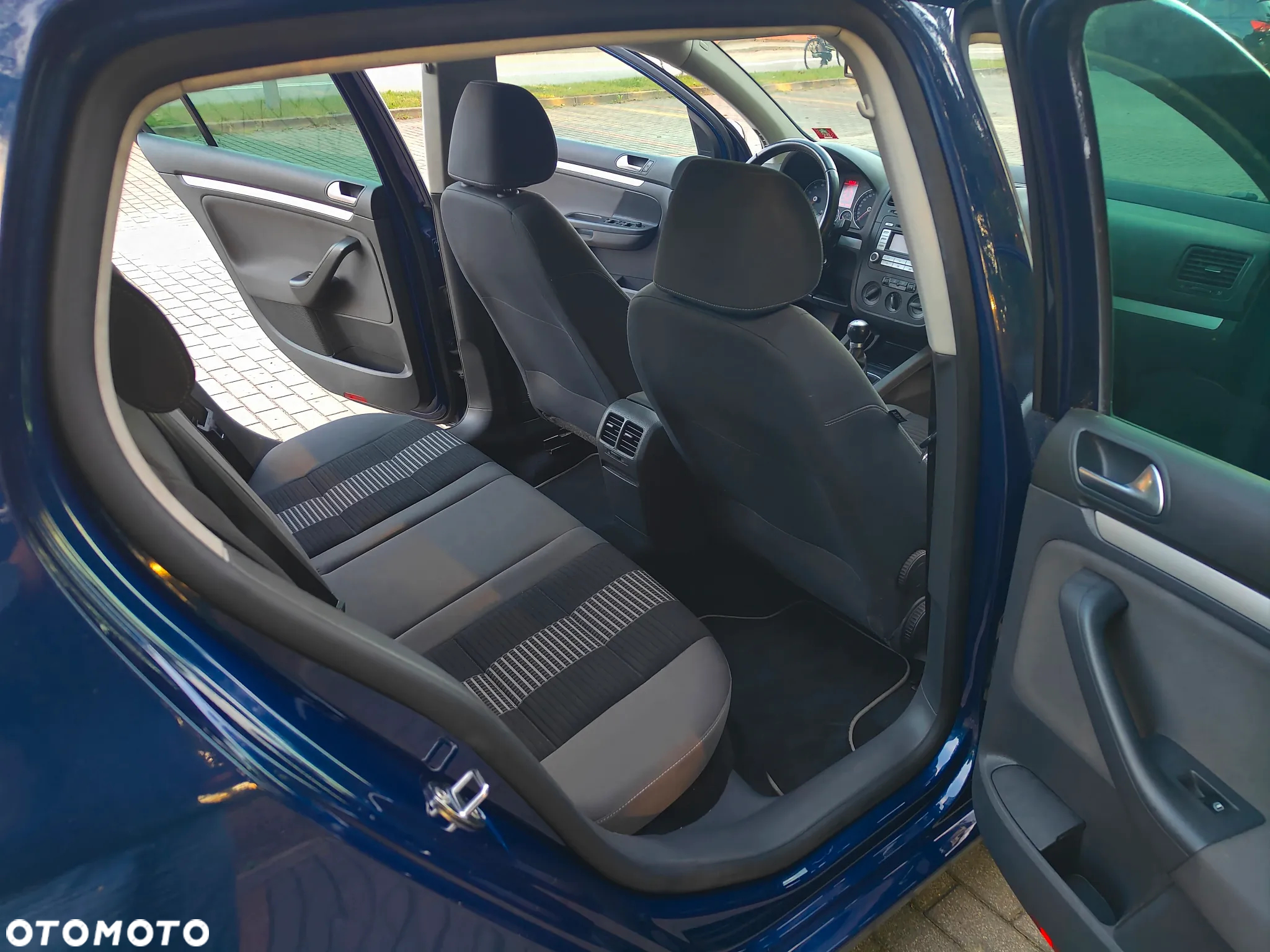Volkswagen Golf 1.6 United - 19