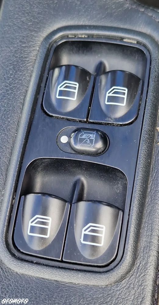 Mercedes-Benz Klasa G 350 CDI - 23