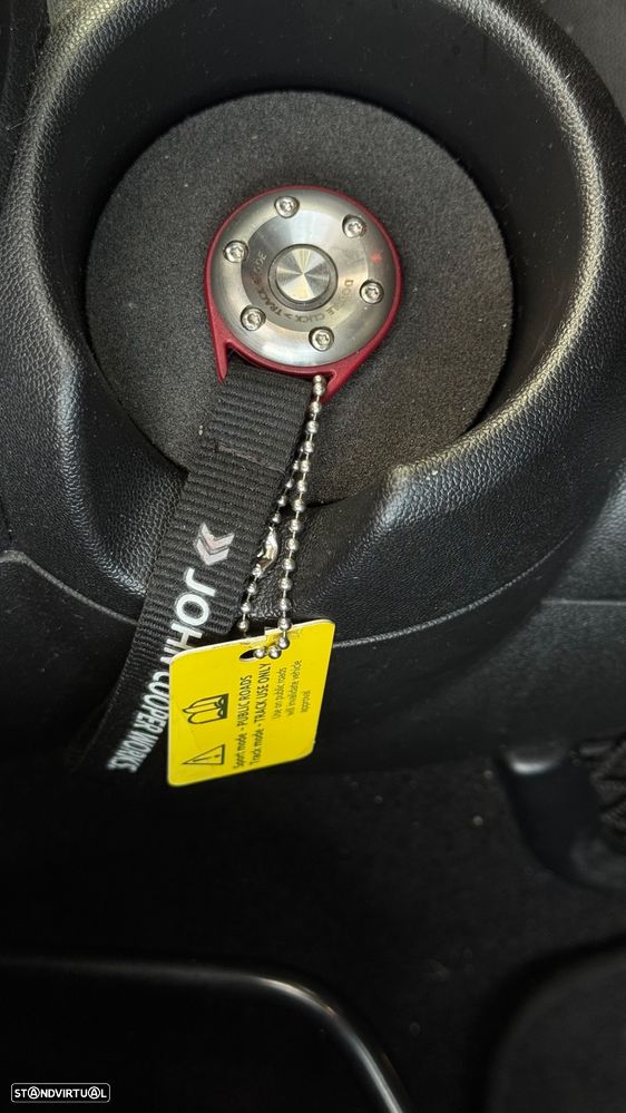 MINI 3 Portas John Cooper Works Auto Desportiva - 18