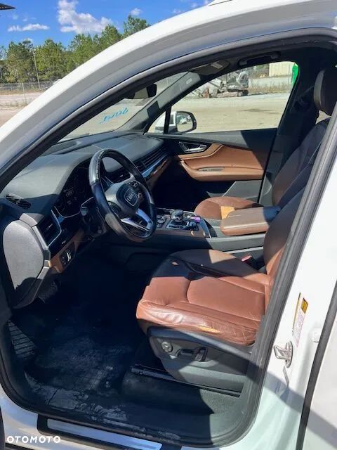 Audi Q7 - 6