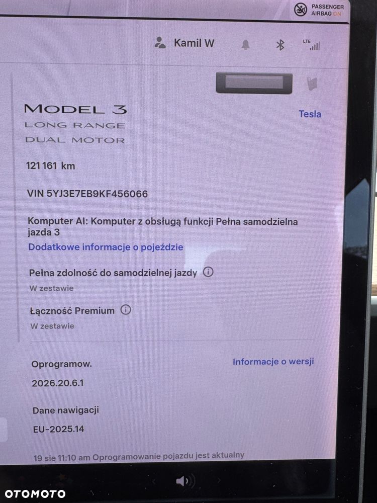Tesla Model 3 - 25