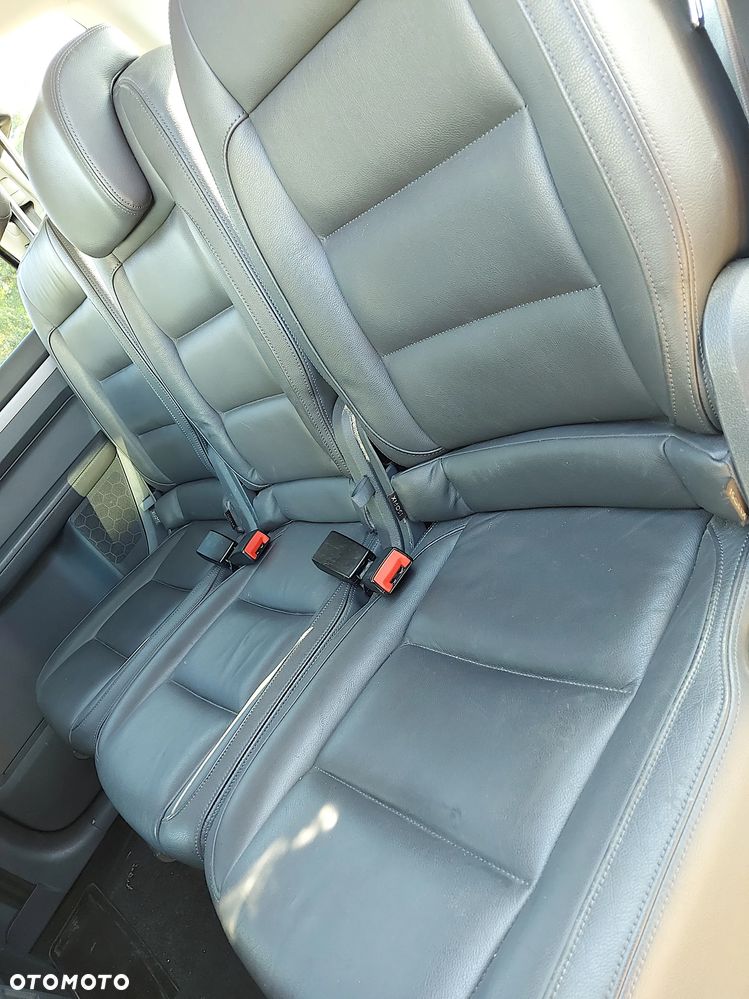 Volkswagen Touran 1.4 TSI Cross - 30