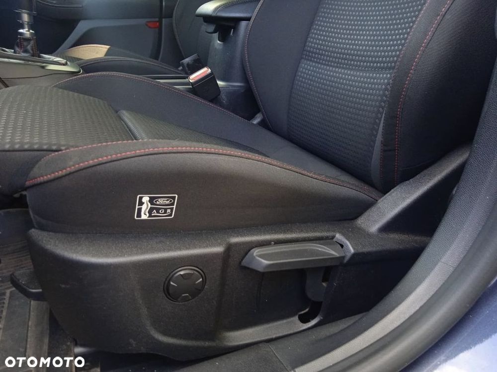 Ford Focus 1.5 EcoBlue ST-Line - 31