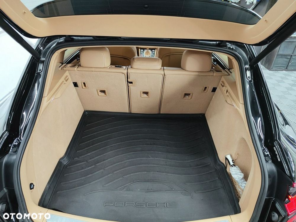 Porsche Macan S - 34