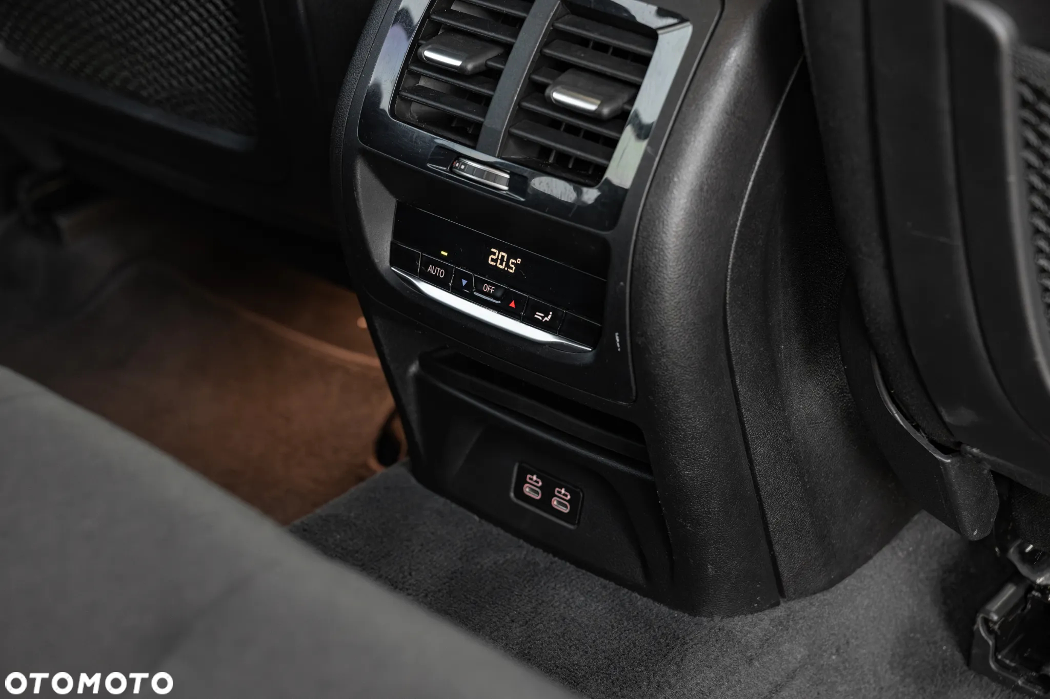 BMW X3 xDrive20i - 27