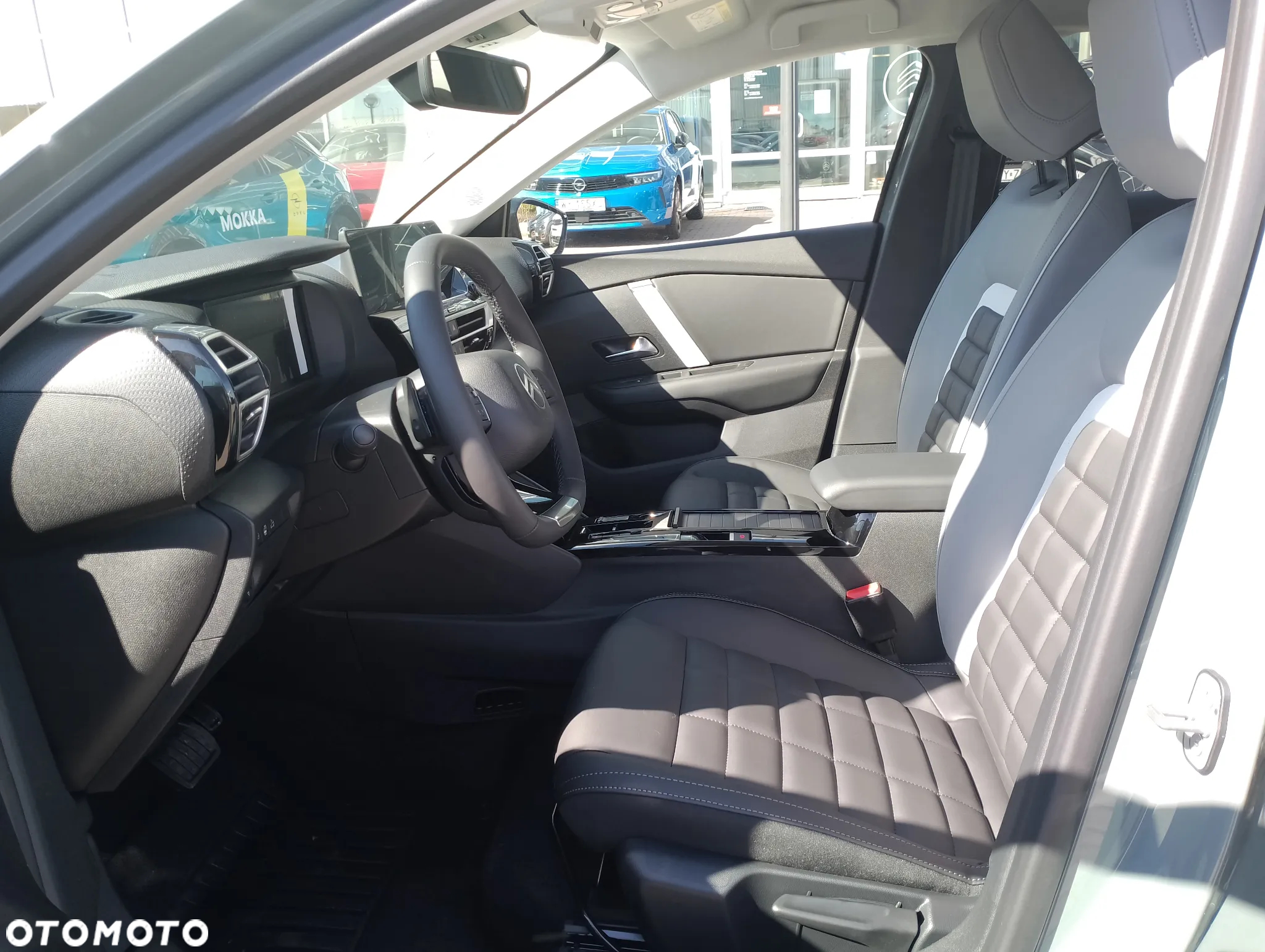Citroën C4X 1.2 mHEV Max eDCT6 - 8