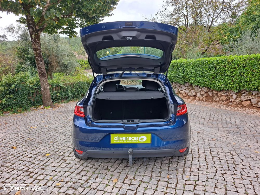 Renault Mégane TCe 140 GPF LIMITED - 32