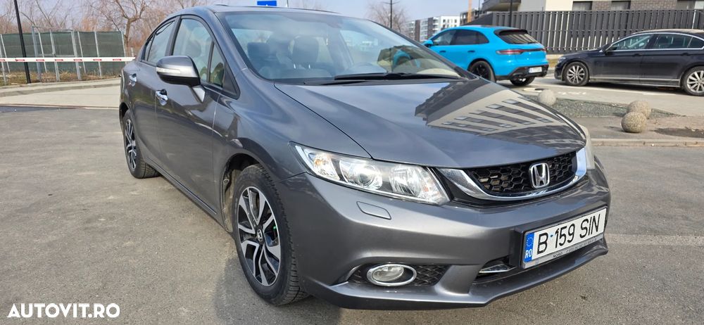 Honda Civic 1.8 MT ES - 3