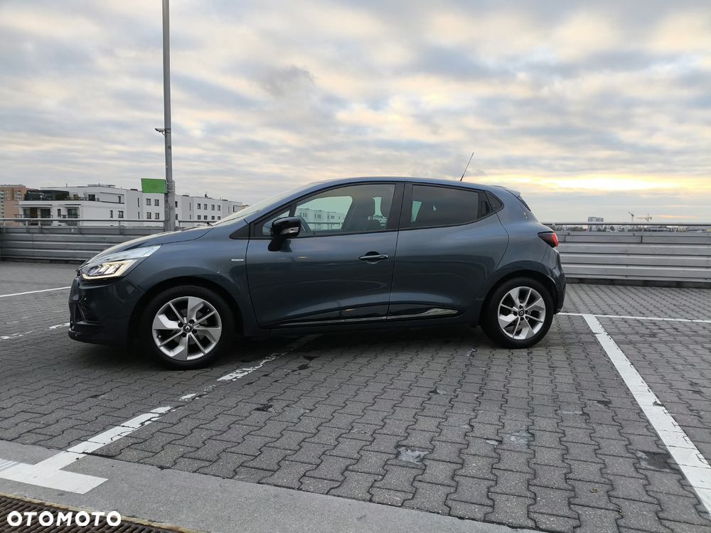 Renault Clio 2016 photo 2