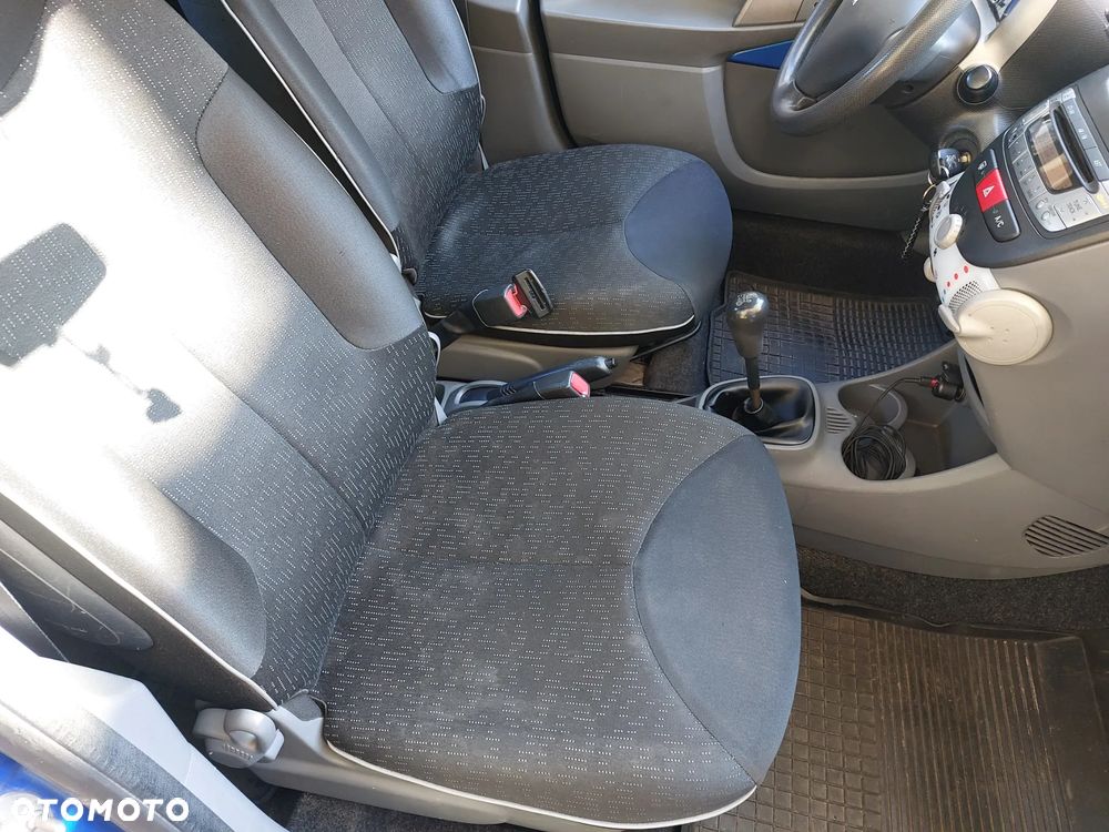 Peugeot 107 - 14