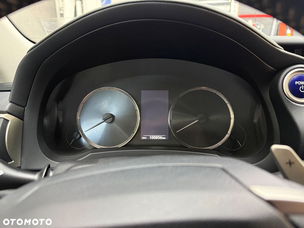 Lexus IS 300h Elegance EU6 - 17