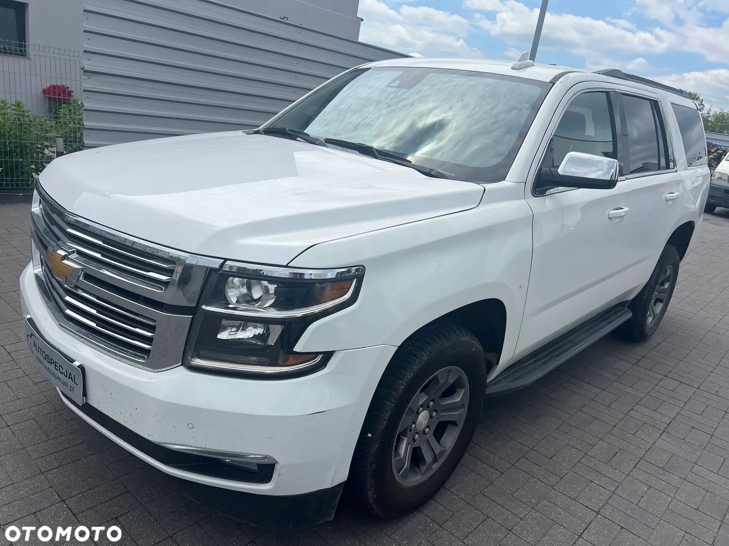 Chevrolet Tahoe - 1