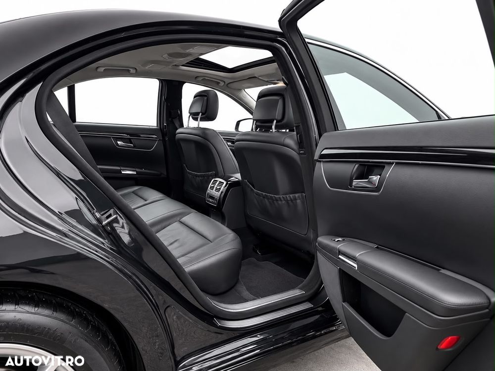 Mercedes-Benz S - 10