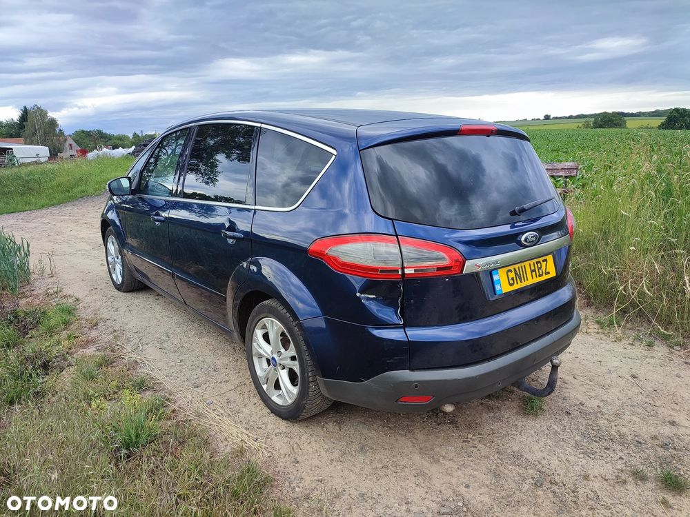 Ford S-Max - 14