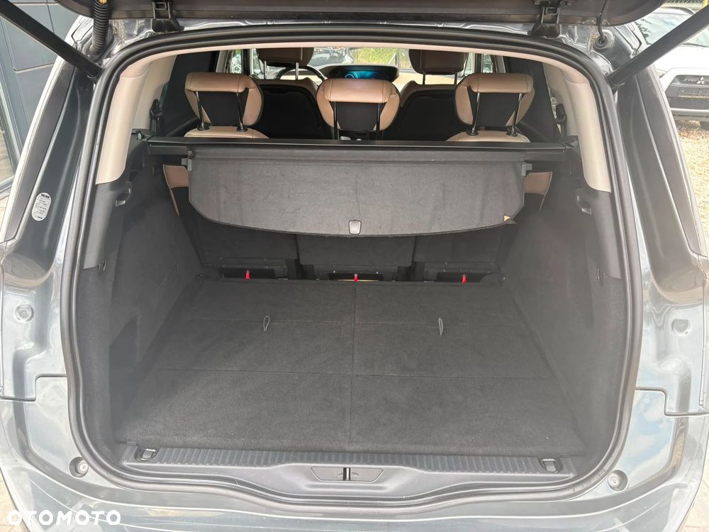Citroën C4 Grand Picasso e-HDi 115 Attraction - 13