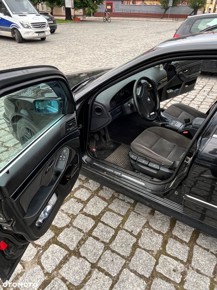 BMW Seria 5 - 8