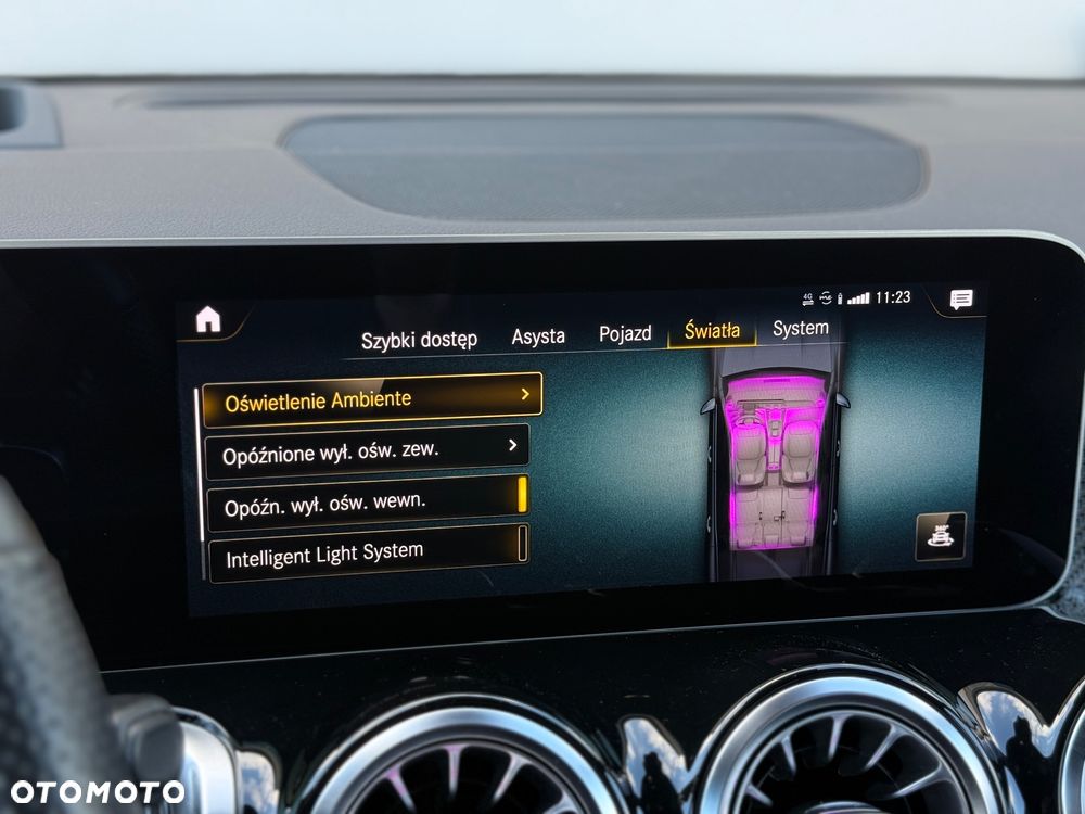 Mercedes-Benz GLB 250 4Matic 8G-DCT AMG Line - 32