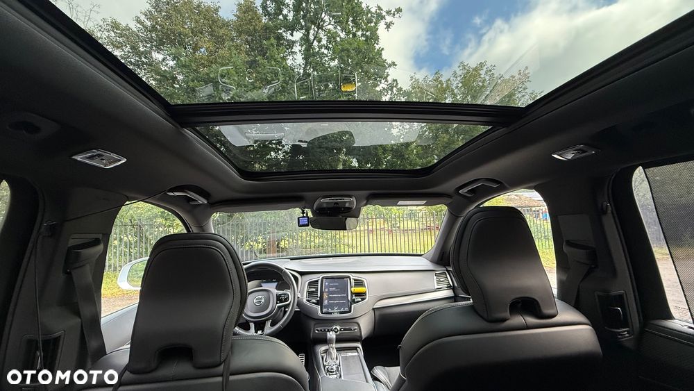 Volvo XC 90 T6 GPF AWD R-Design 7os - 16