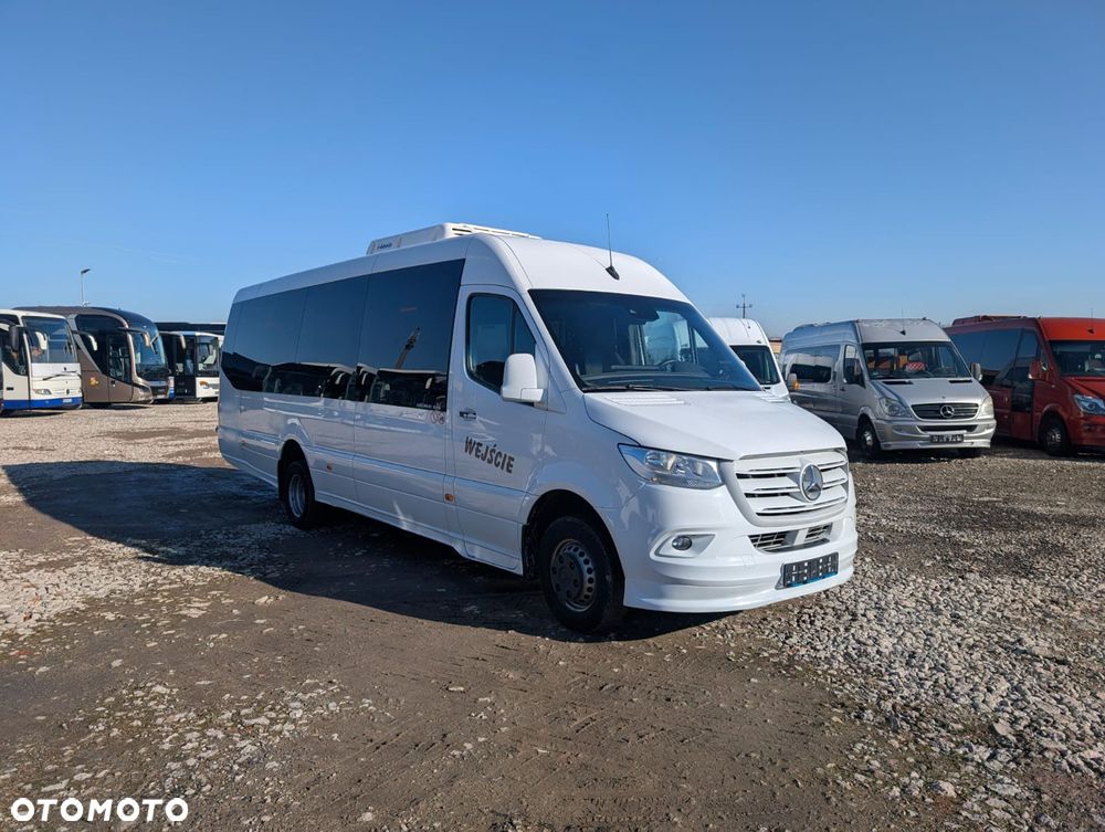 Mercedes-Benz Sprinter 519