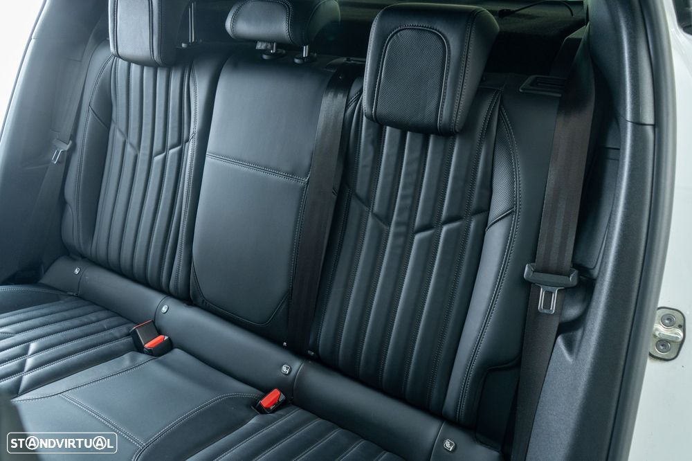 Peugeot e-2008 50 kWh GT Pack - 10