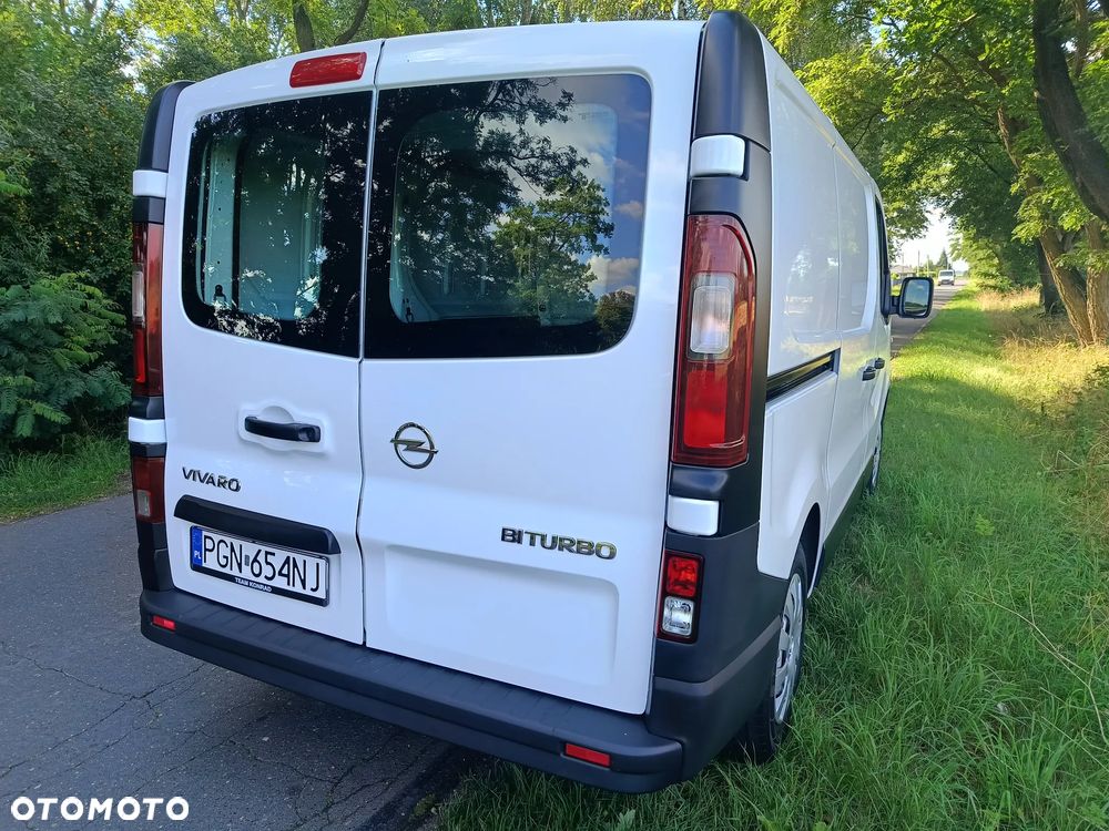 Opel Vivaro - 27