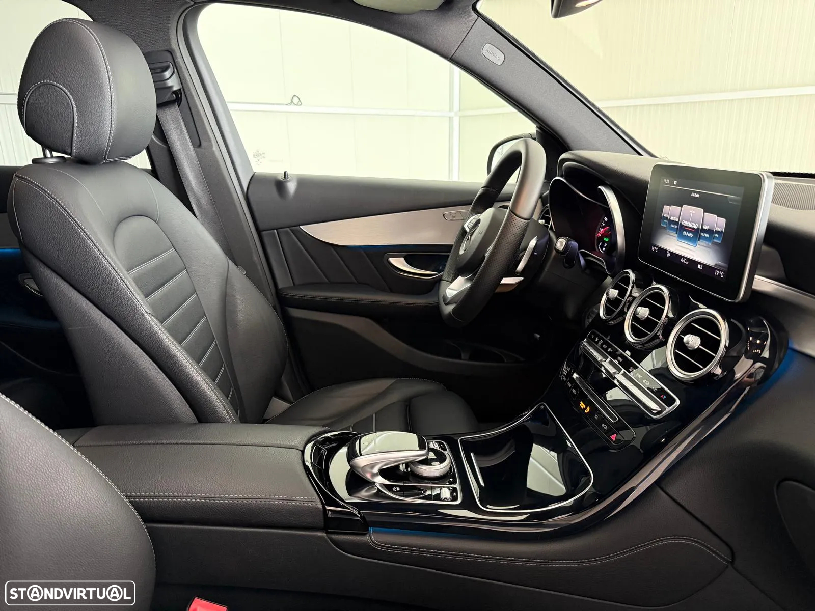 Mercedes-Benz GLC 250 d 4Matic 9G-TRONIC AMG Line - 46