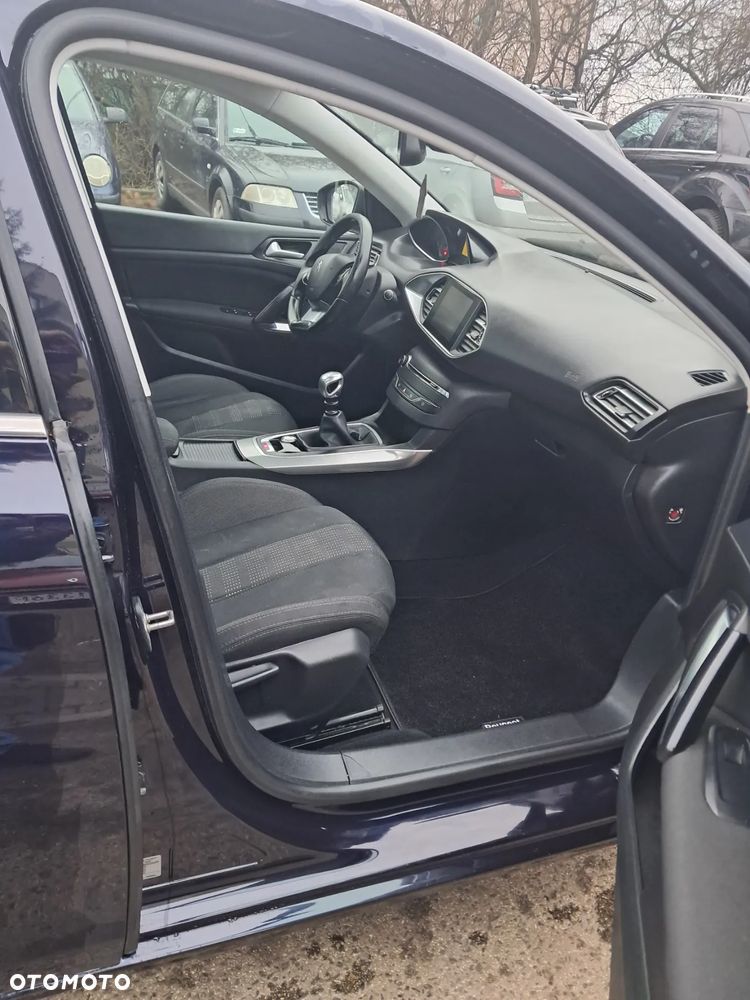 Peugeot 308 1.6 BlueHDi Active S&S - 10