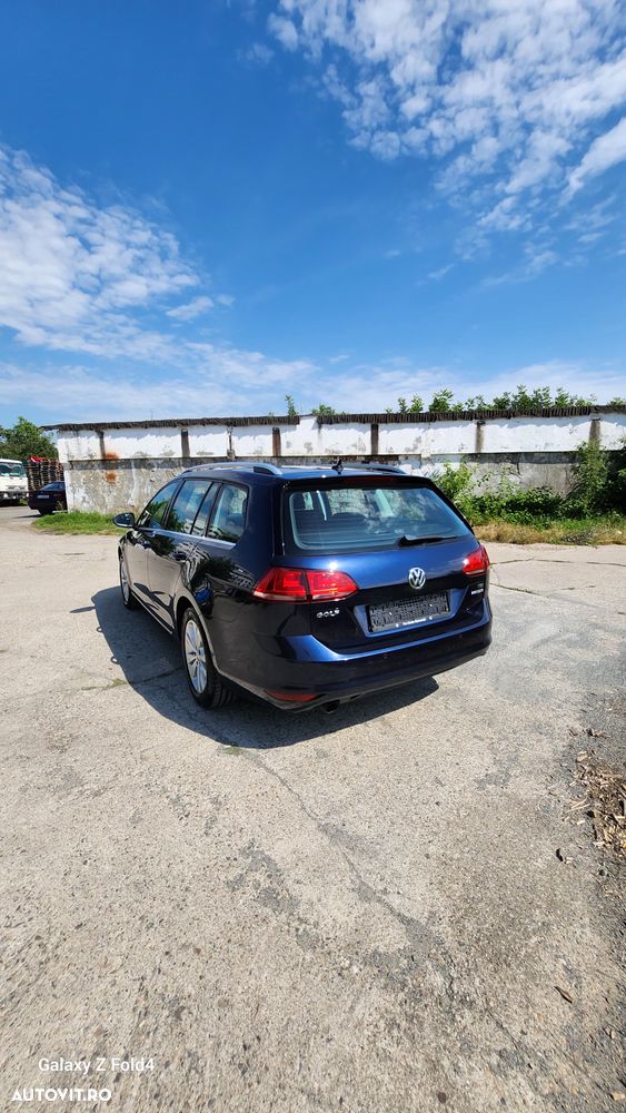 Volkswagen Golf - 4