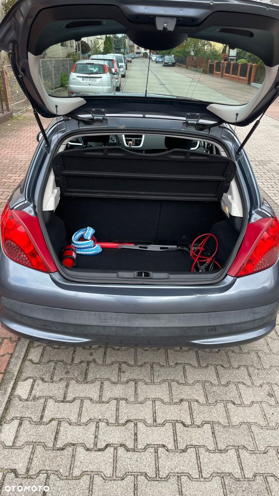 Peugeot 207 1.4 16V Trendy - 5